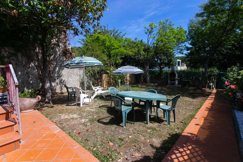N232 - Numana, pentalocale con giardino in residence con piscina
