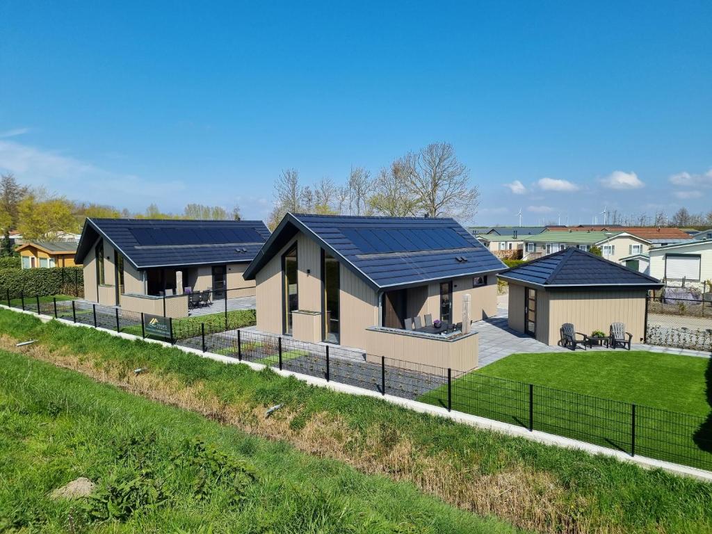 Chalet aan de Oosterschelde met Airconditioning! photo 1