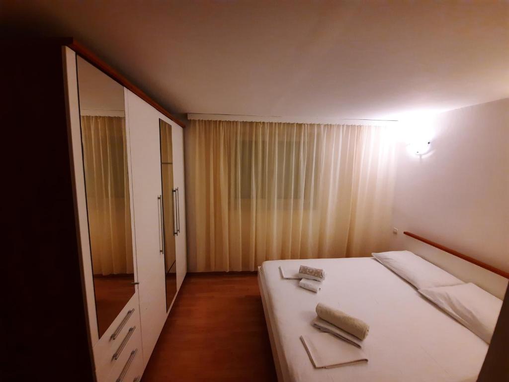Apartment Zlatko photo 3
