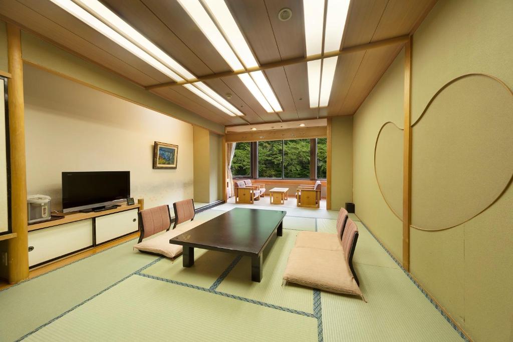 Minakami Hotel Juraku photo 2