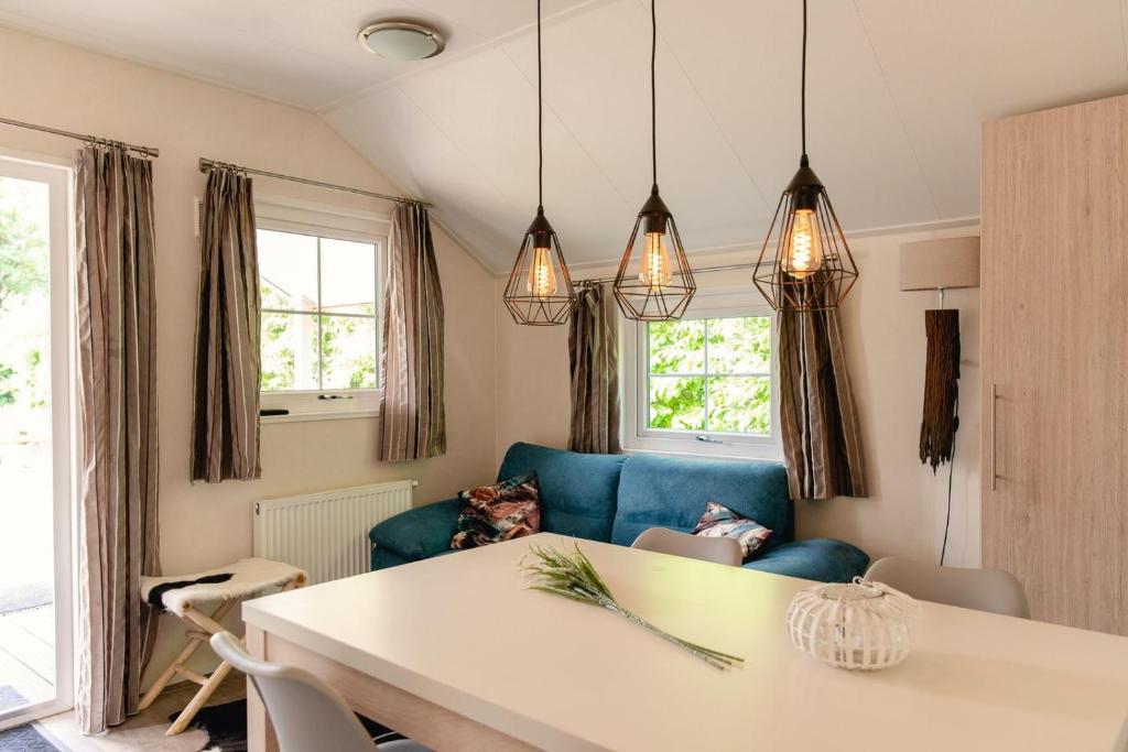 Scandinavian lodge photo 2