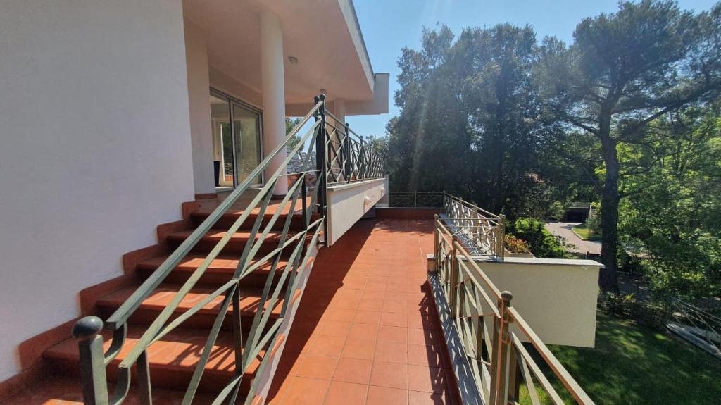 Appartamenti in villa con piscina photo 4