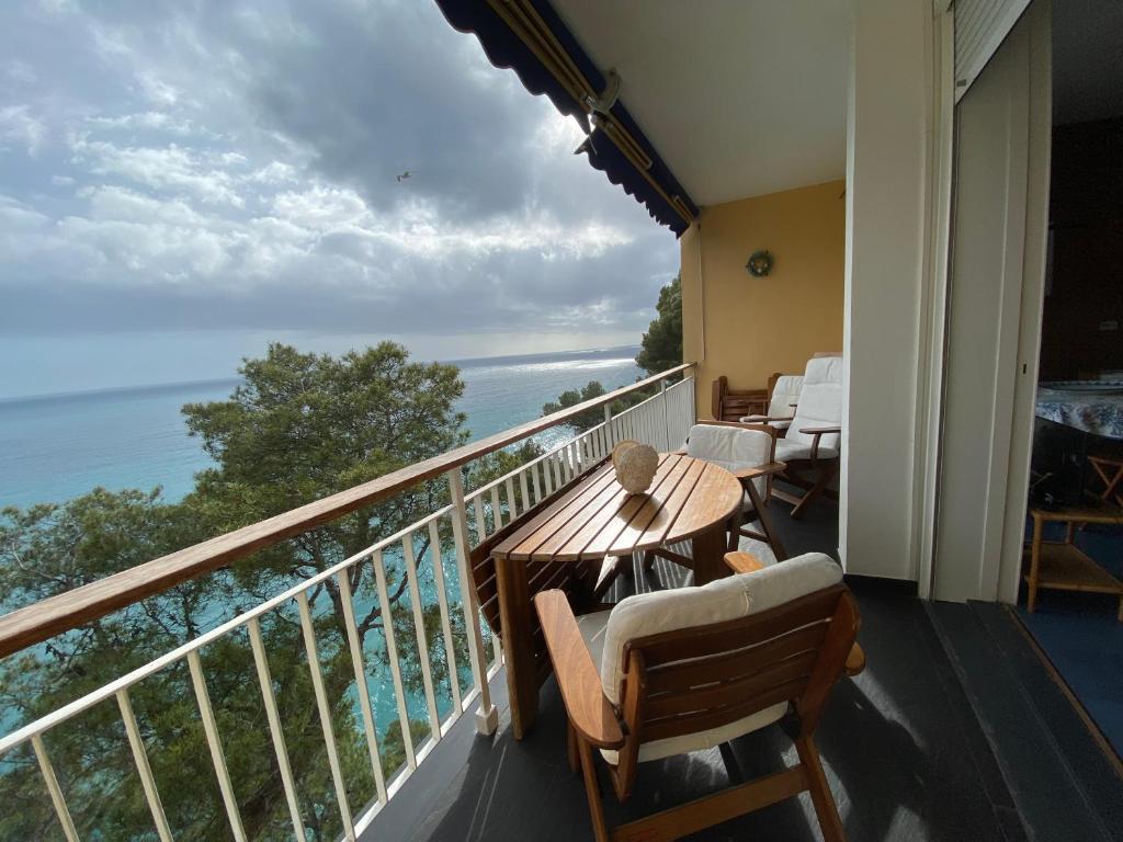 LIGURIA HOLIDAYS - Delizioso con spiaggia privata photo 1