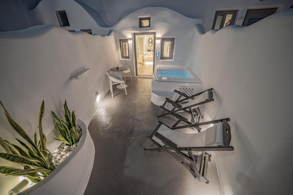 Сьюит (Couple Cave Suite), Eternity Suites Santorini