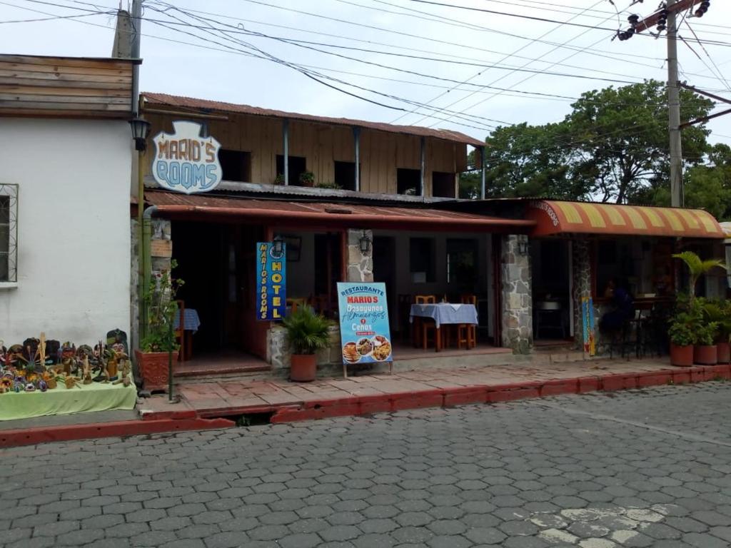Hostal Mario's Rooms photo 3