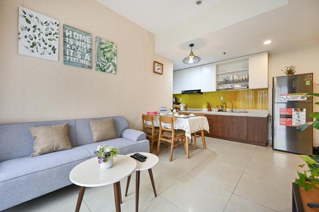 High Class 2 Bedrooms Masteri Thao Dien Apartment, Fully Furnished With Full Amenities