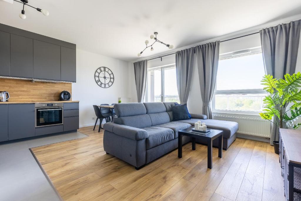 Сьюит (Улучшенный люкс с видом на море), Symphony Baltica Towers Apartamenty
