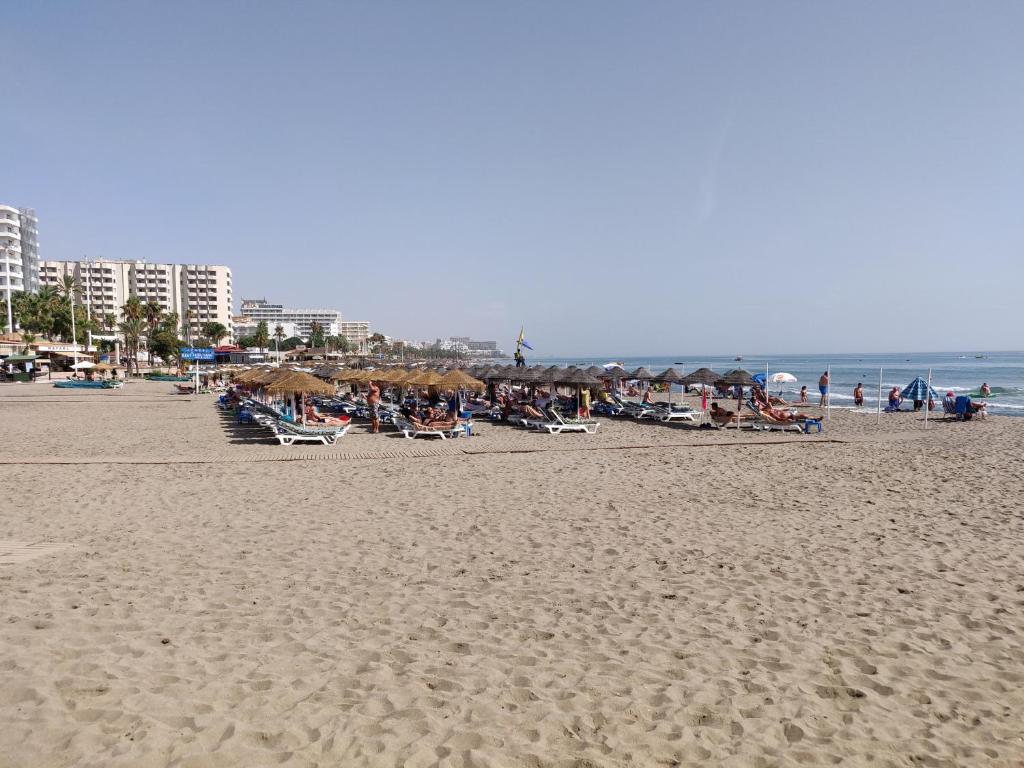 Puerto Marina, Frontline apartment in Benalmadena, Malaga photo 2