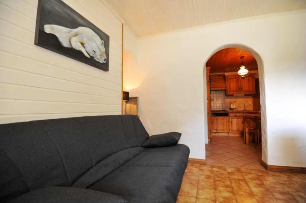 Appartement de 2 chambres a Champagny en Vanoise a 40 m des pistes avec jardin clos et wifi photo 2