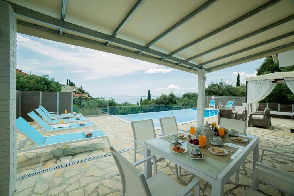 Villa Hera-The infinity blue photo 4
