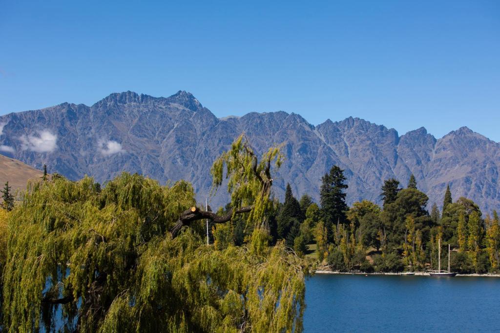 Queenstown House Lakeside photo 4