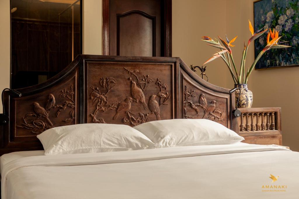 Сьюит (Amanaki Signature Room), Roseland Point Hotel