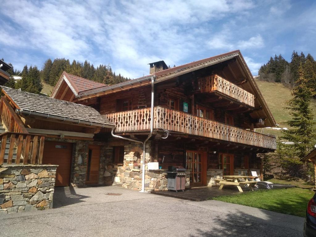 Chalet 13 personnes-Le Vanvolet photo 1