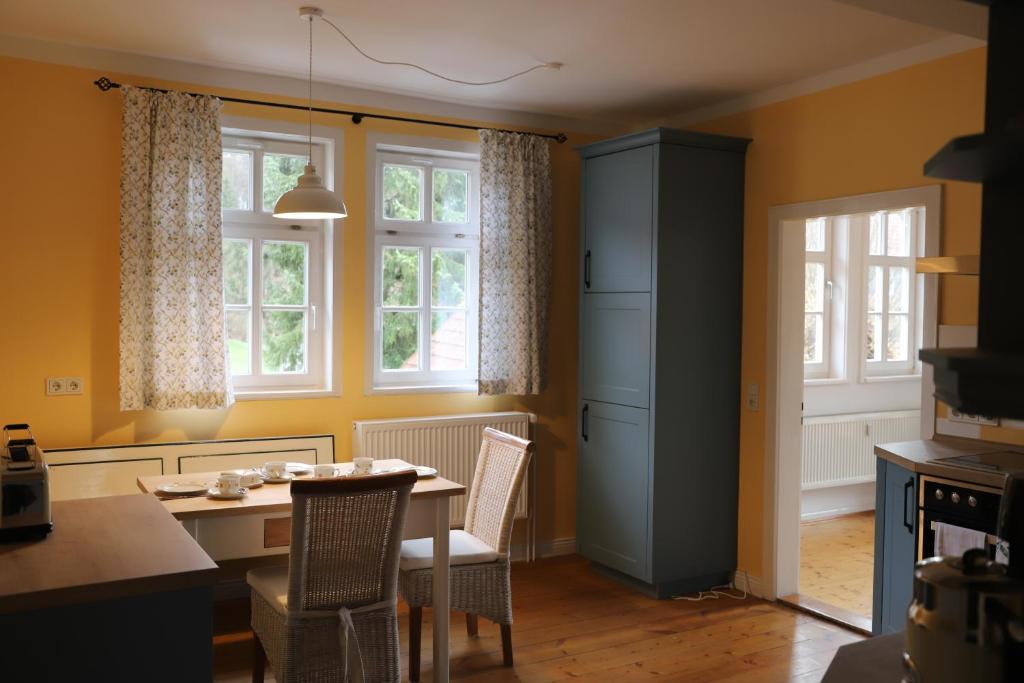 Forsthaus in Waldhessen photo 1