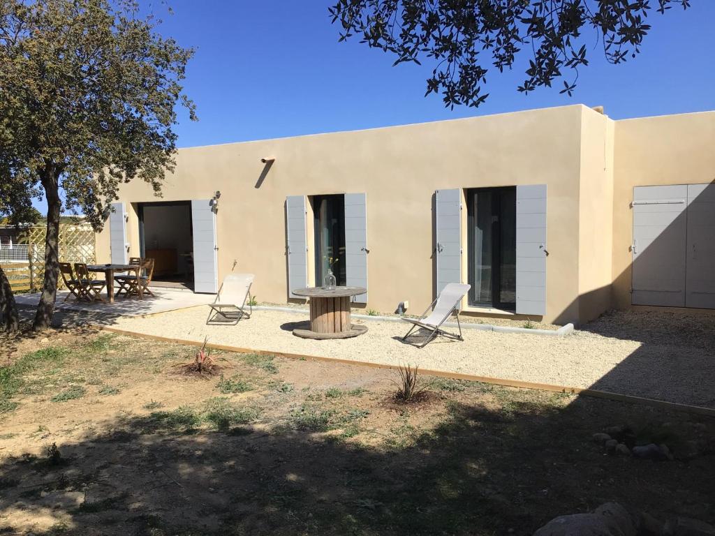 Villa à 900 m de la plage de Lozari photo 1