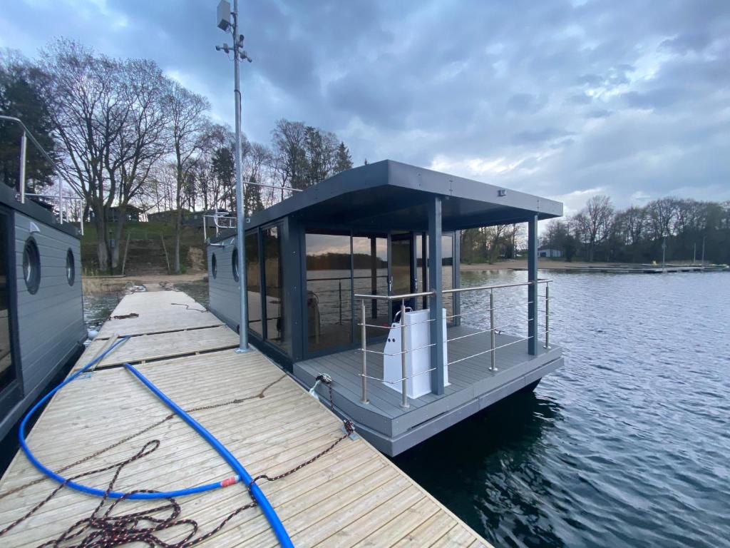 Houseboat Park Wodny Cieszyno photo 4