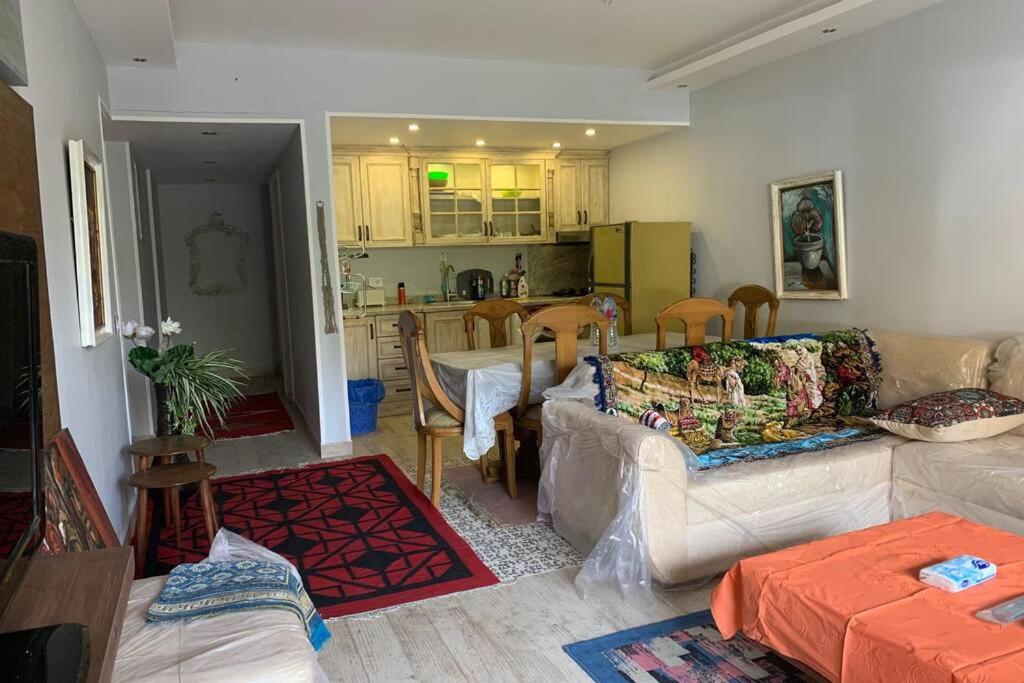 La Vista Topaz Sokhna - Garden Chalet with Jacuzzi & private entrance, on the Pool & near the beach photo 3