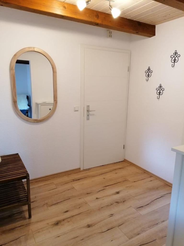 FW Mittschiffs, 1 Obergeschoss, Petershof-Lehbek photo 1