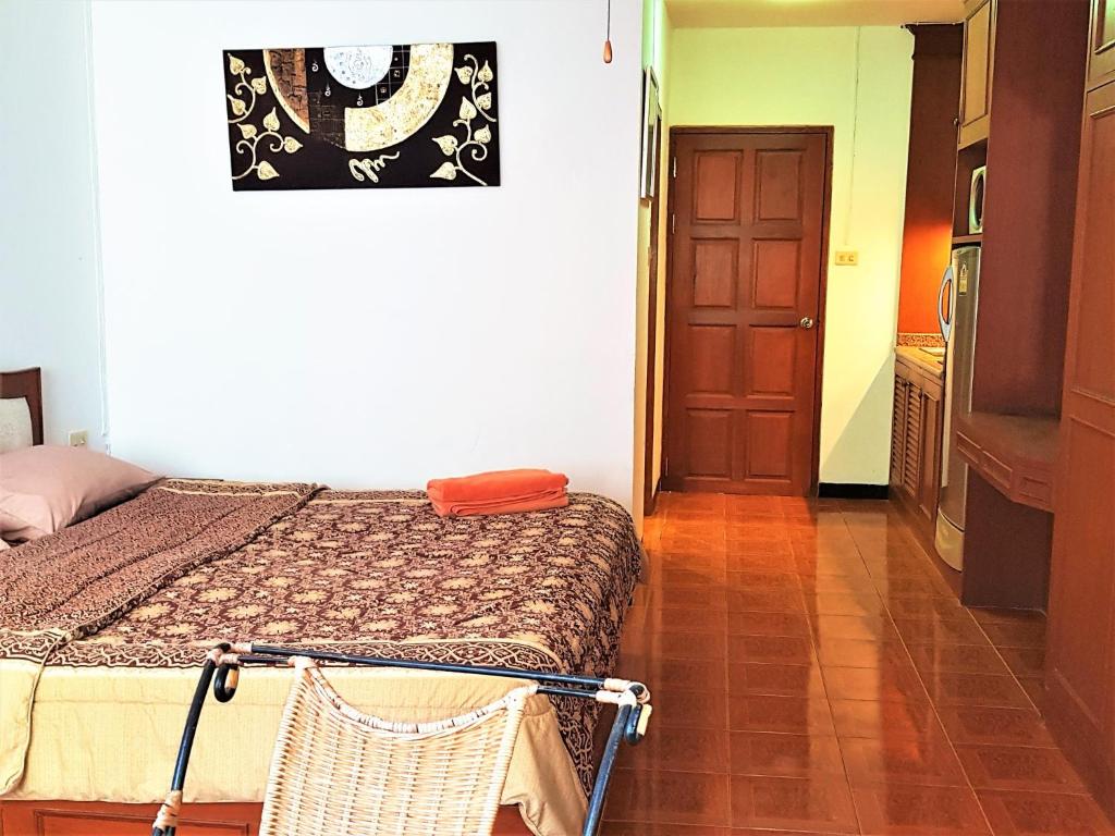 Thepthip Mansion Pattaya 5th floor studio apartment photo 1
