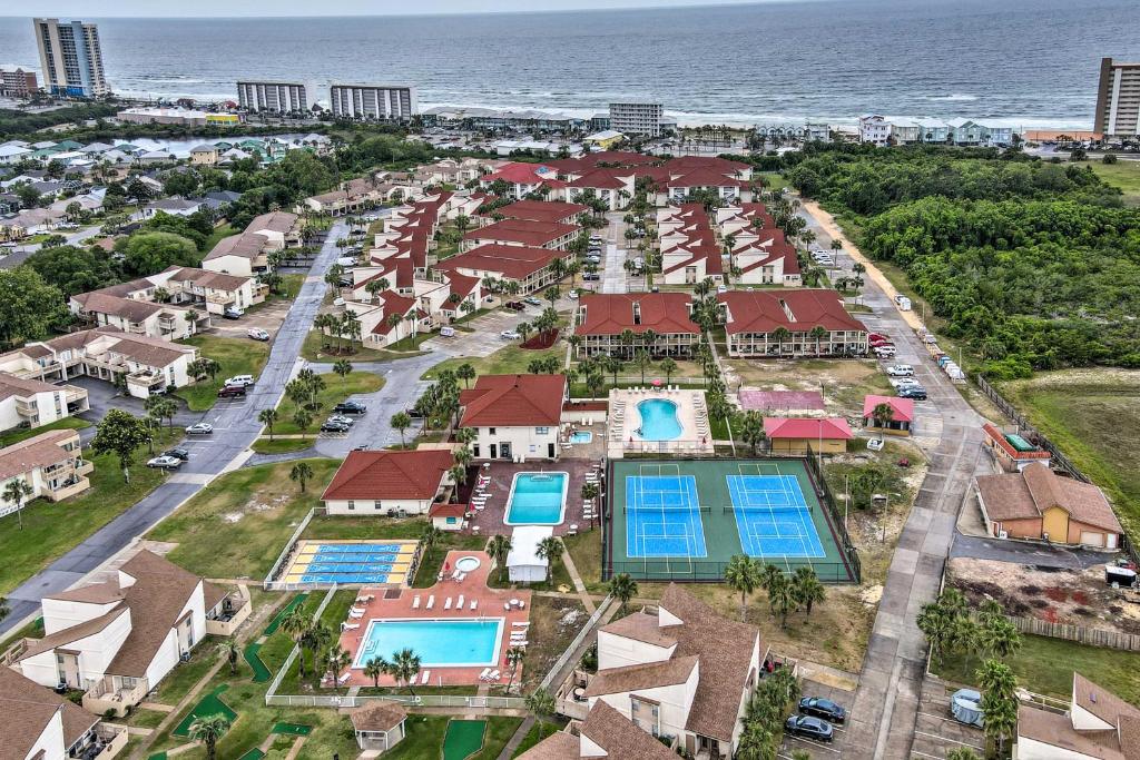 PCB Resort Condo with Private Balcony and 3 Pools! photo 1