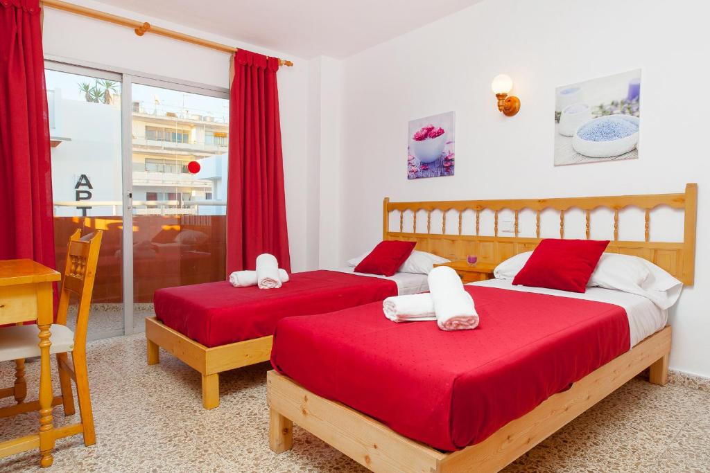 Apartamentos Puet photo 3