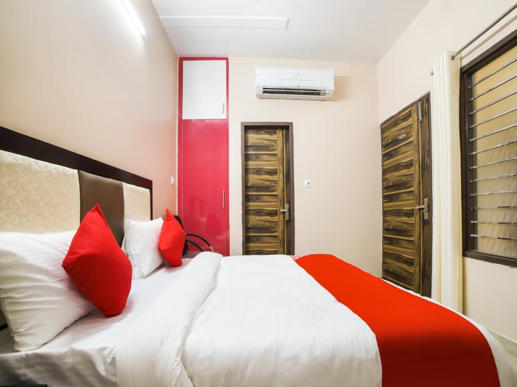 Трехместный (Классический трехместный номер), OYO 66842 Prime Stay B&b