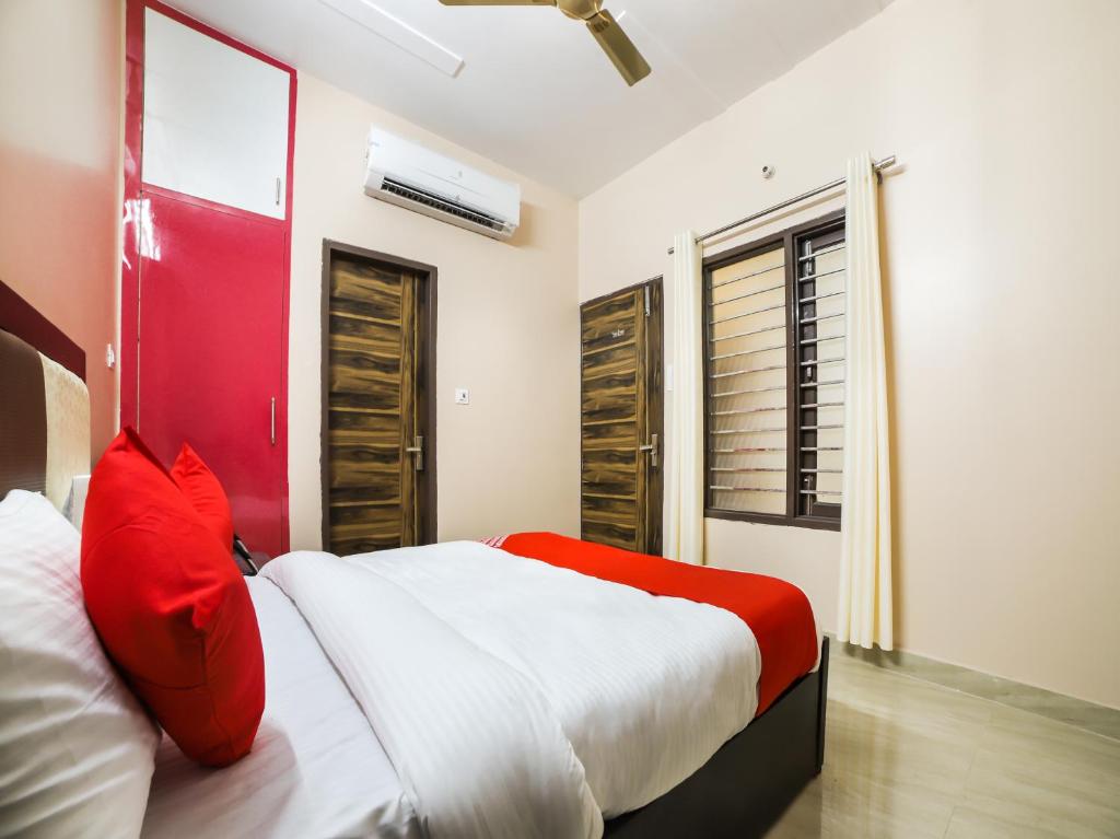Трехместный (Классический трехместный номер), OYO 66842 Prime Stay B&b