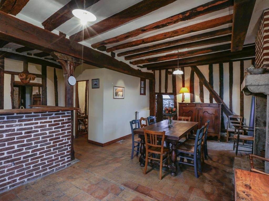 Gîte Crucheray, 4 pièces, 8 personnes - FR-1-491-77 photo 3