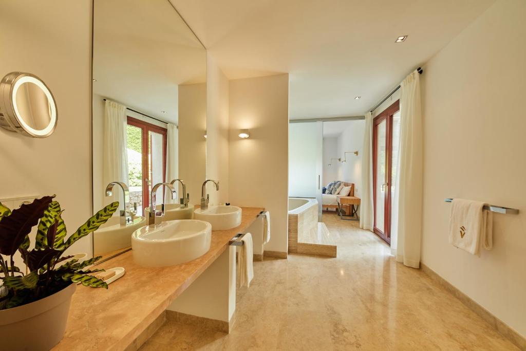 Villa Jade by Cap Vermell Estate photo 3