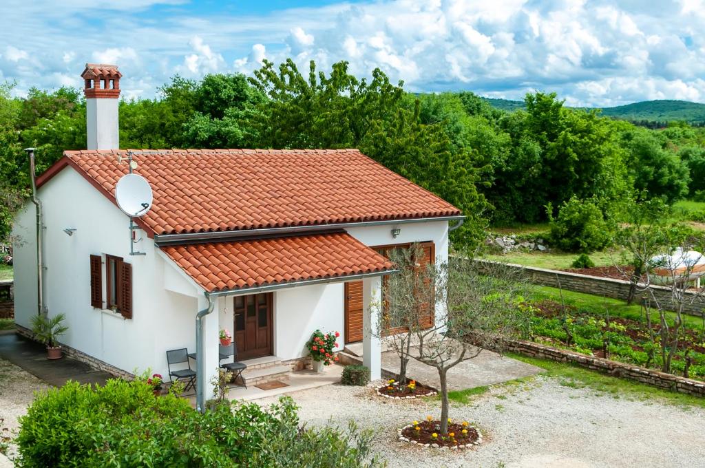 House Ulika photo 2