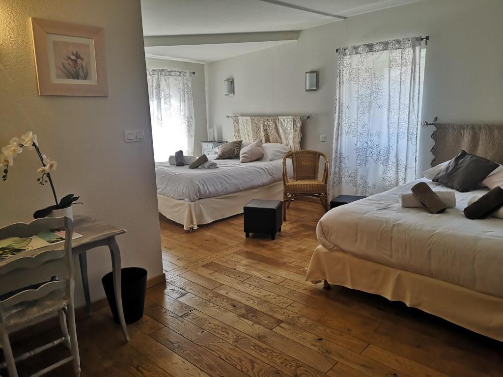 Auberge de l Helvie chez Coco & Ricou photo 1