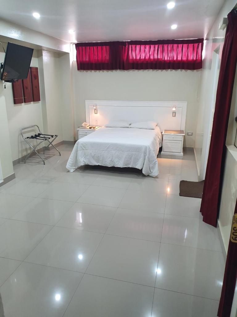 HOTEL CENTRAL photo 2