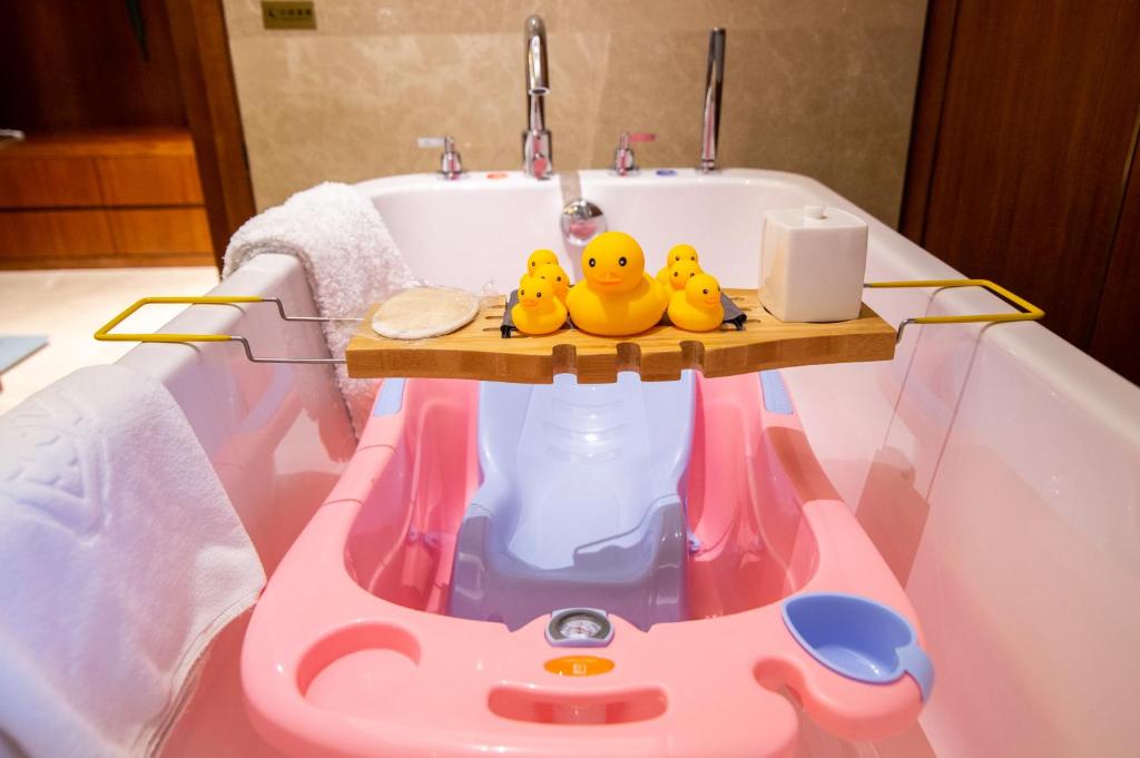 Сьюит (Parent child suite), Jinling Shihu Garden Hotel