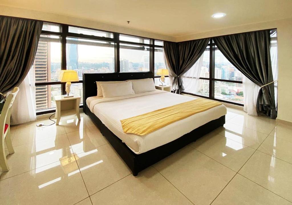 Сьюит (2-bedroom Family King Suite (with Late Checkout)), Eastern Suites @ Times Square KL