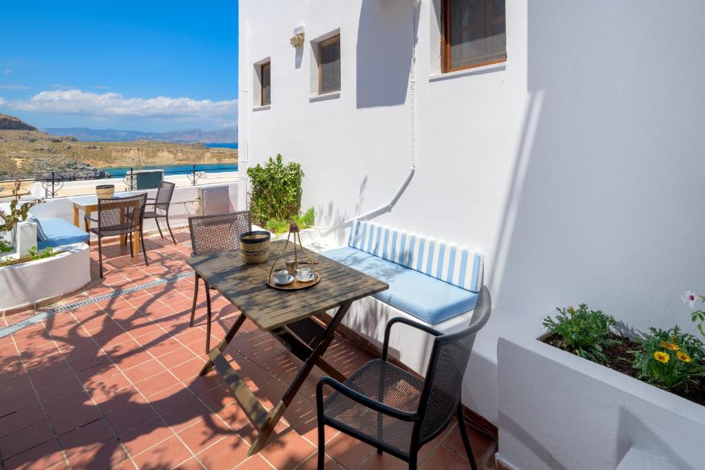 Maris Lindos Suites & Apartments photo 3