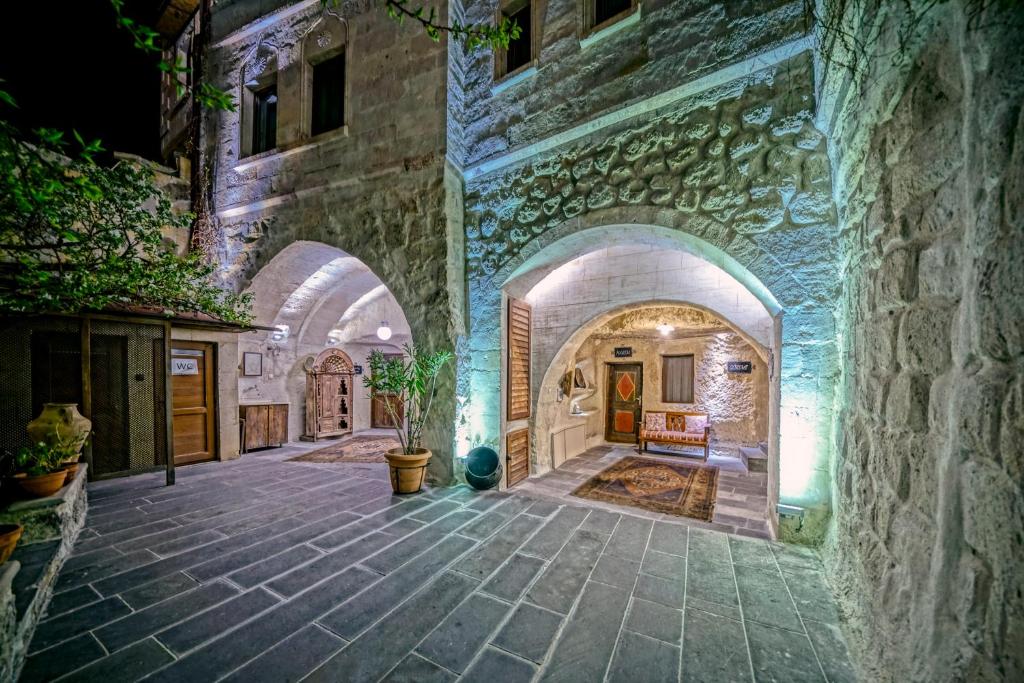 Elysee Cave House photo 4