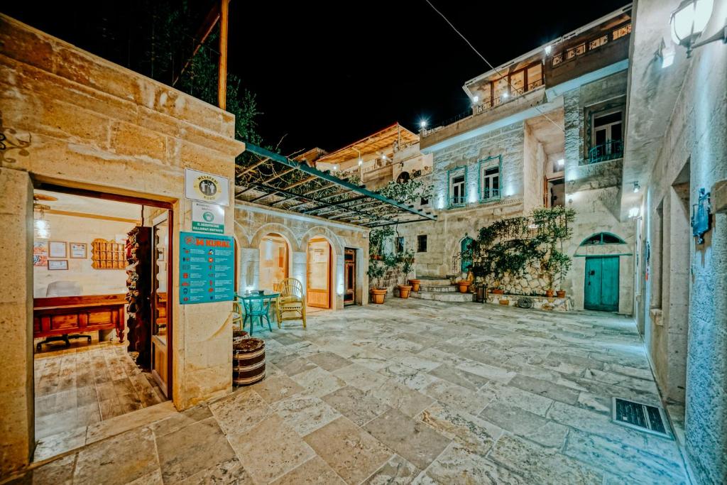 Elysee Cave House photo 2