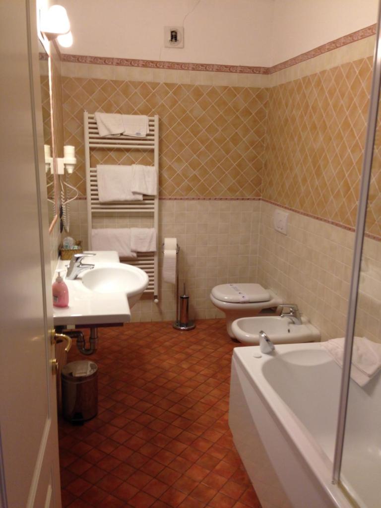 Hotel Barolo photo 1