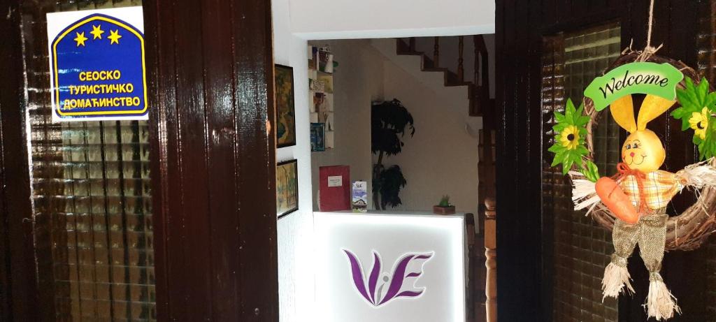 Apartman Domacinstvo La ViE na selu photo 4