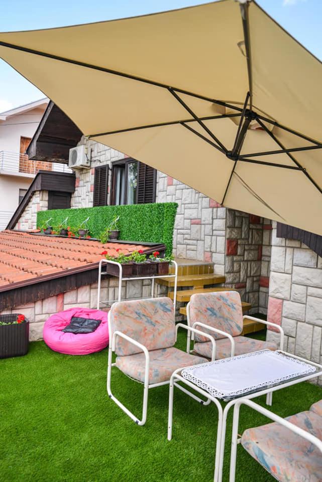 Apartman Domacinstvo La ViE na selu photo 2