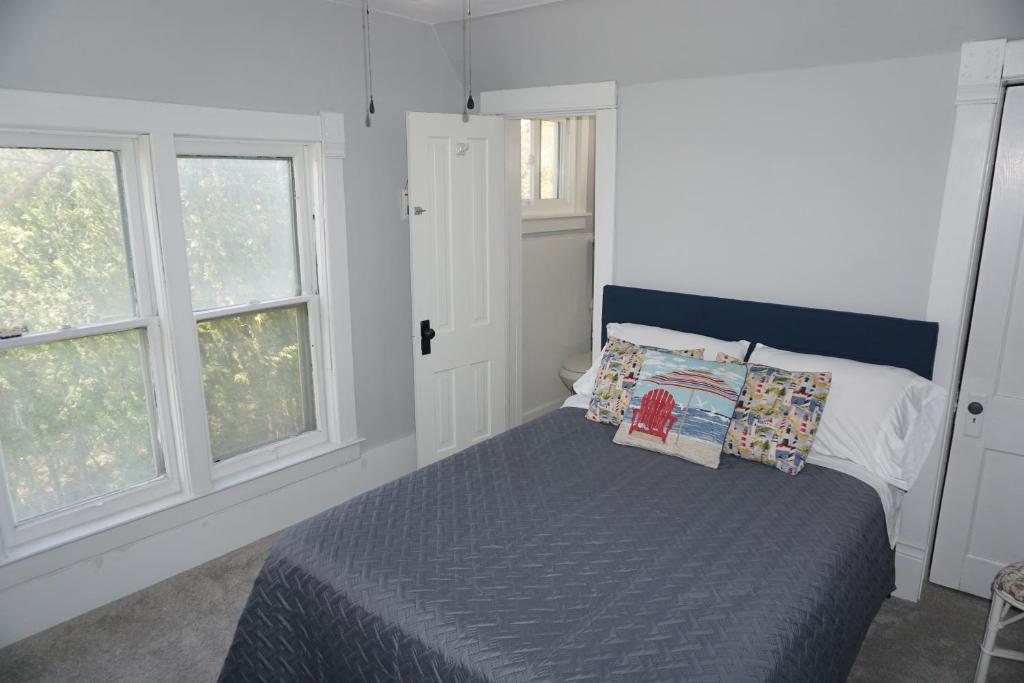 Charlevoix House - The Northside photo 3