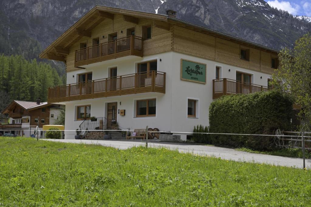 Lechtal-Pur-Aparts photo 2