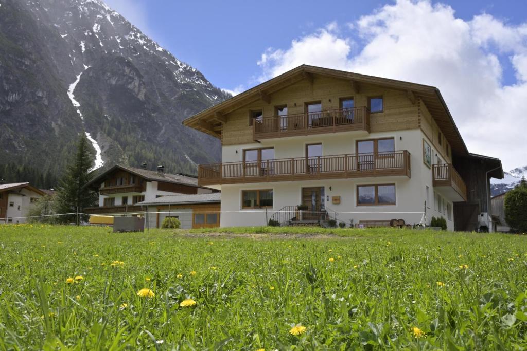 Lechtal-Pur-Aparts photo 3
