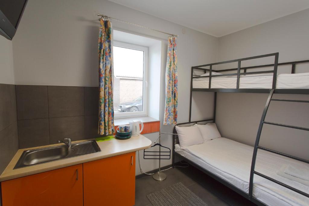 Трехместный (Трехместный номер с собственной ванной комнатой), Hostel Siennicka