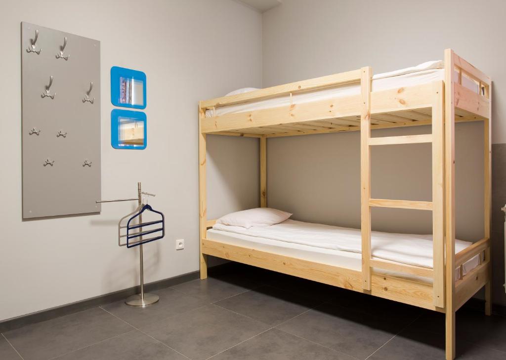 Четырехместный (Четырехместный номер с общей ванной комнатой), Hostel Siennicka