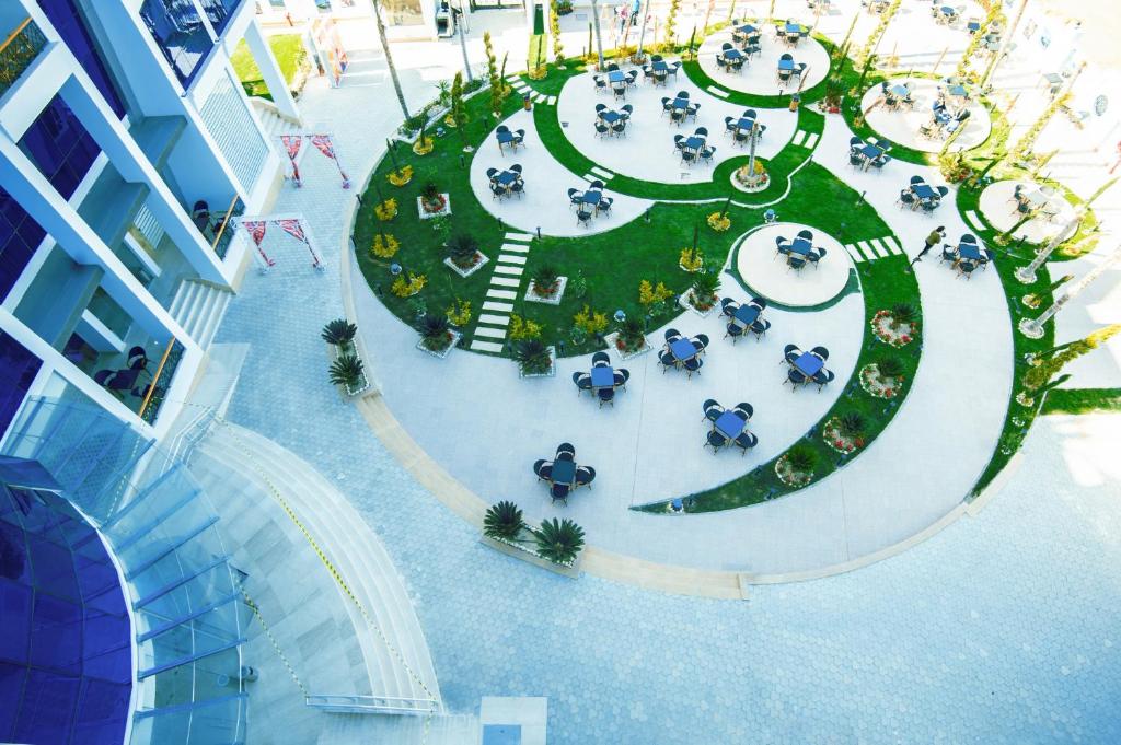 Lamar Azur Hotel photo 2
