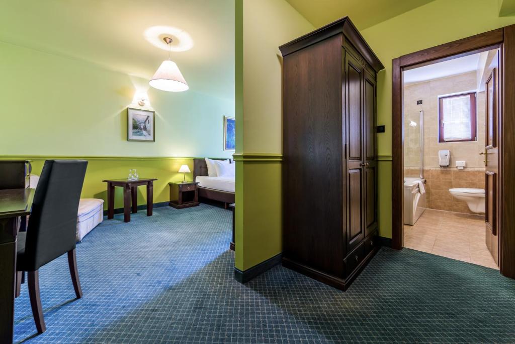Hotel Bitoraj Fužine photo 4