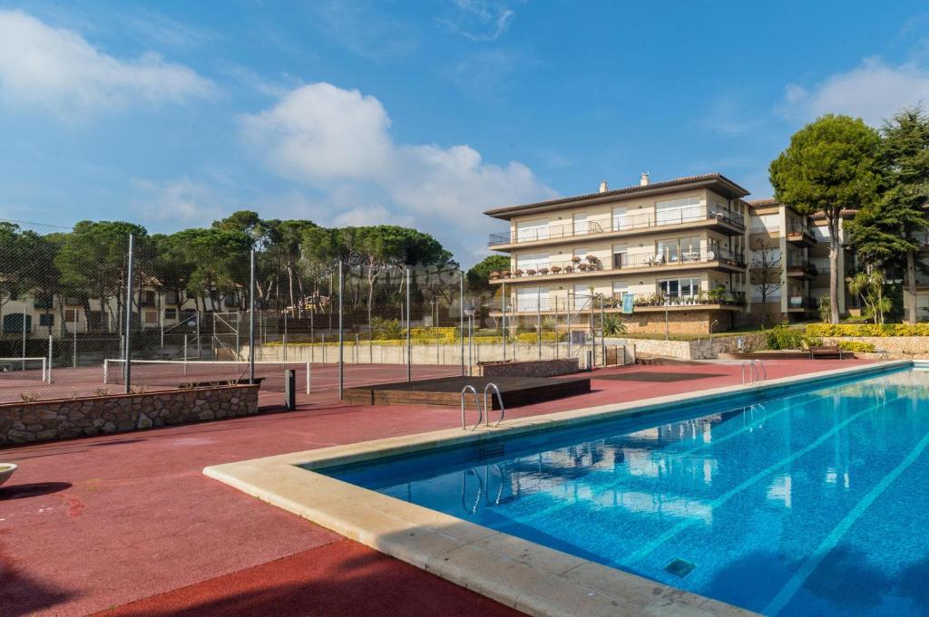 AJ-26 CALELLA DE PALAFRUGELL 6 Pax photo 1