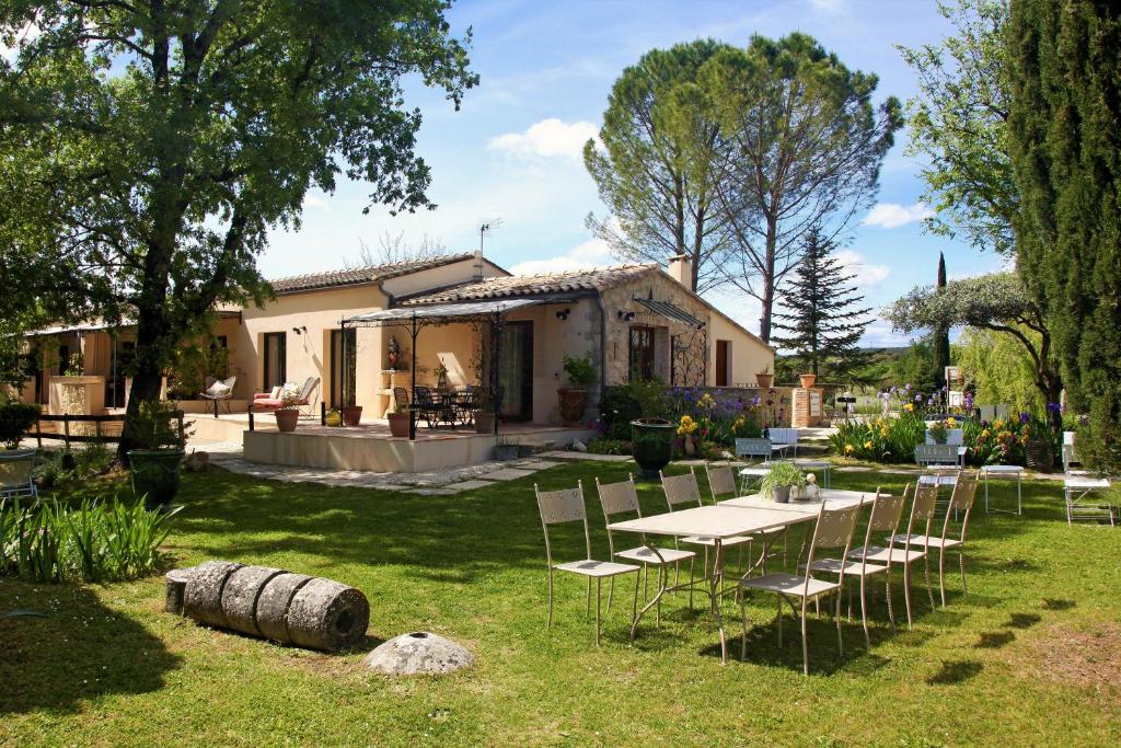 La Magnanerie d'Hôtes ,le jardin secret photo 4