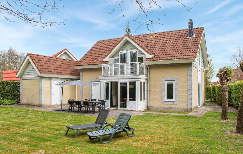 Stunning Home In Kamperland With 4 Bedrooms, Sauna And Wifi